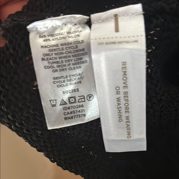 Ann Taylor Women's Black textured sweater Small - Picture 3 of 4